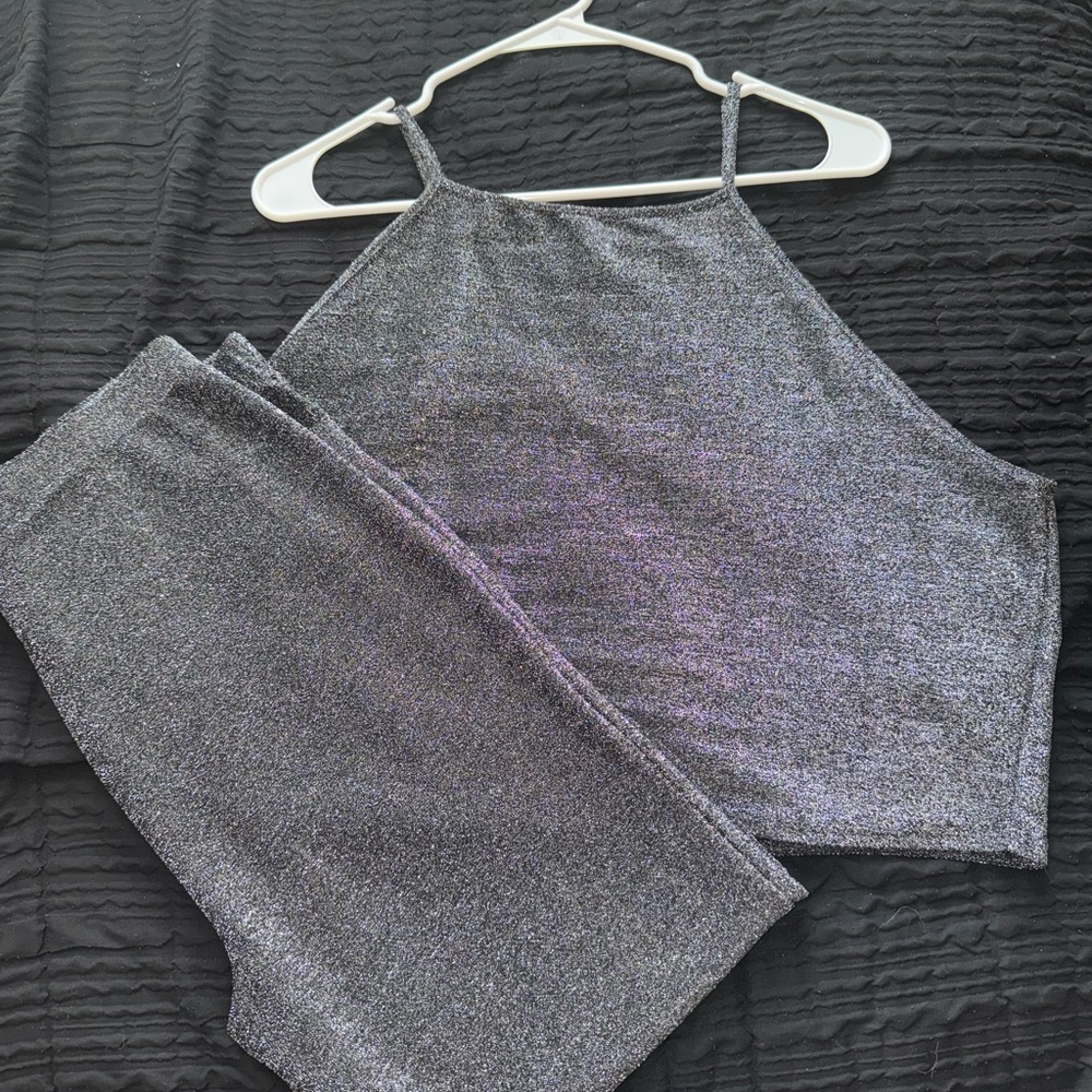 Chic Gray Sleeveless Top and Pants Set